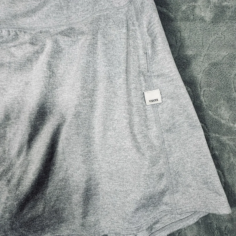 Vuori Halo Performance Skirt Womens XL Salt Gray Tennis Skort Stretch Pickleball